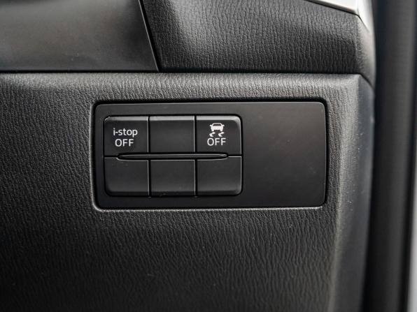 Mazda Axela III Рестайлинг с пробегом 2017 года, цена 1 100 000 рублей, 175166 км, хэтчбек, Автокод Объявления