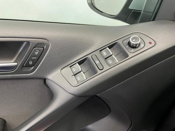 Volkswagen Tiguan I Рестайлинг с пробегом 2011 года, цена 1 142 000 рублей, 253211 км, внедорожник, Автокод Объявления
