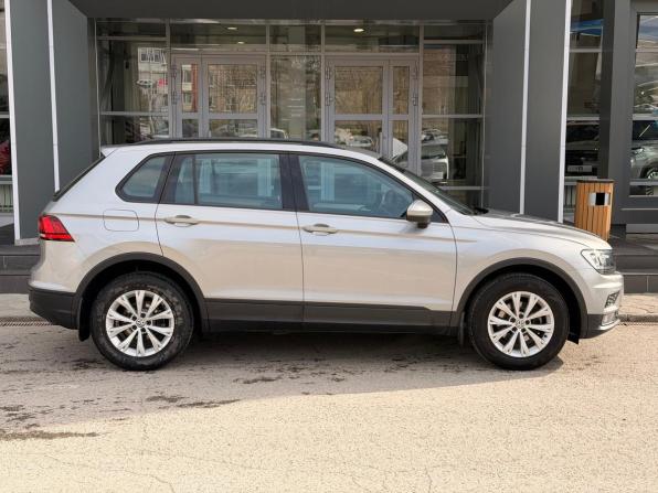 Volkswagen Tiguan II с пробегом 2019 года, цена 3 220 000 рублей, 56900 км, внедорожник, Автокод Объявления