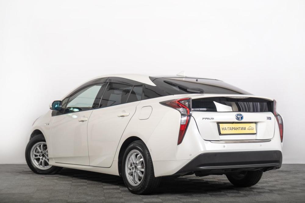 Toyota Prius IV (XW50) Томск  - изображение 6