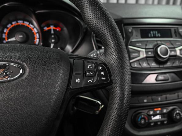 Lada (ВАЗ) Vesta I с пробегом 2021 года, цена 915 000 рублей, 163038 км, седан, Автокод Объявления