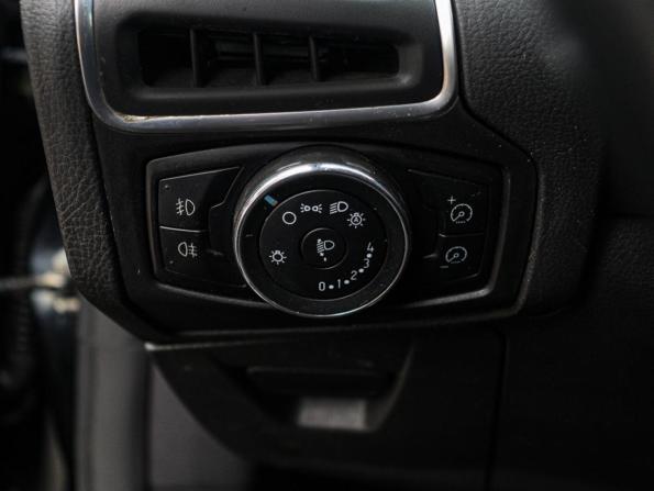 Ford Focus III с пробегом 2012 года, цена 900 000 рублей, 155287 км, универсал, Автокод Объявления