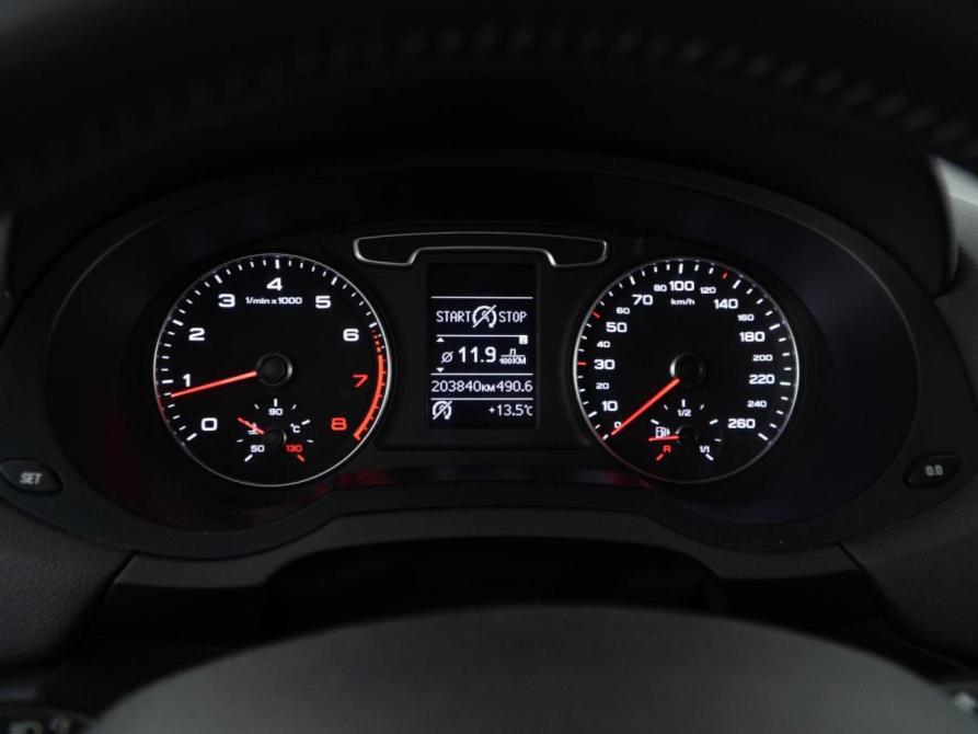 Audi Q3 I (8U) Москва  - изображение 24