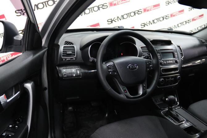 Kia Sorento II Рестайлинг с пробегом 2017 года, цена 1 795 950 рублей, 212212 км, внедорожник, Автокод Объявления