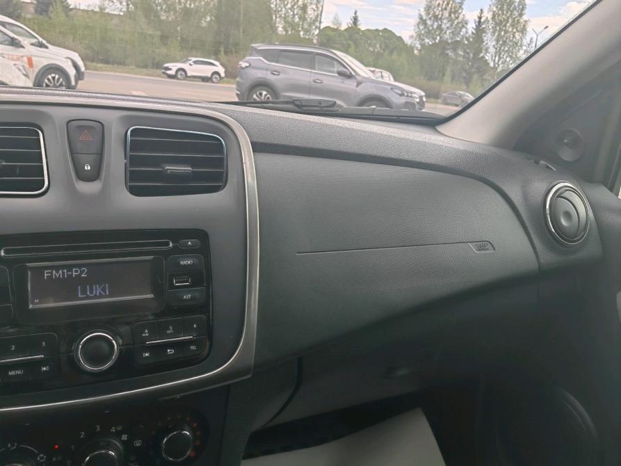 Renault Logan II Великие Луки  - изображение 14