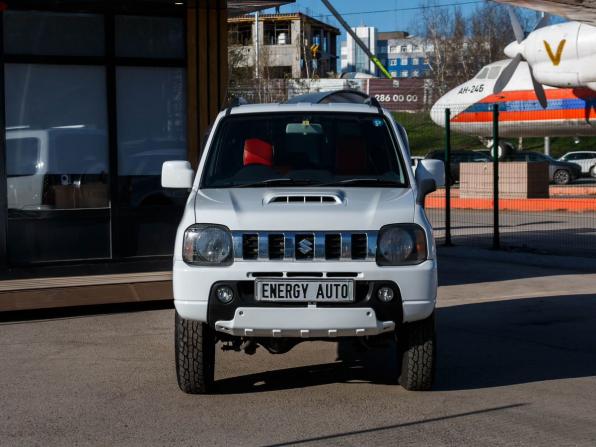 Suzuki Jimny III Рестайлинг 2 с пробегом 2013 года, цена 1 100 000 рублей, 90154 км, внедорожник, Автокод Объявления