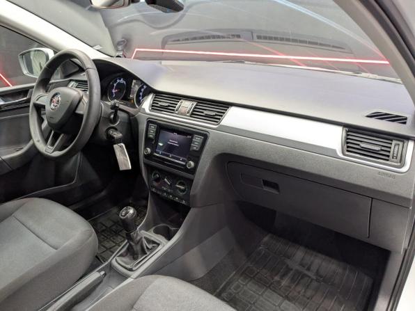 Skoda Rapid I Рестайлинг с пробегом 2019 года, цена 875 000 рублей, 162718 км, лифтбек, Автокод Объявления