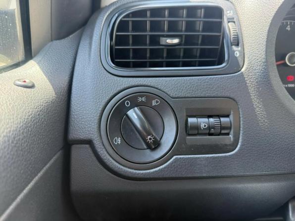 Volkswagen Polo V с пробегом 2012 года, цена 515 000 рублей, 280000 км, седан, Автокод Объявления