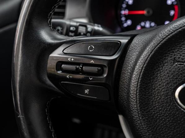 Kia Rio IV с пробегом 2017 года, цена 1 480 000 рублей, 89312 км, седан, Автокод Объявления