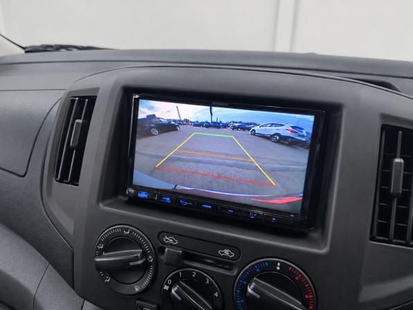 Nissan NV200 с пробегом 2018 года, цена 1 679 000 рублей, 115044 км, минивэн, Автокод Объявления