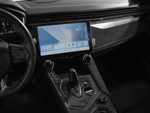 Lynk &amp; Co 05 с пробегом 2023 года, цена 3 047 980 рублей, 40740 км, внедорожник, Автокод Объявления