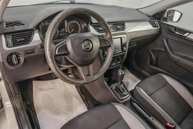 Skoda Rapid I Рестайлинг с пробегом 2019 года, цена 989 000 рублей, 216000 км, лифтбек, Автокод Объявления