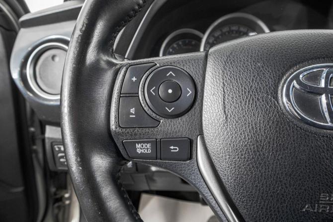 Toyota Auris II с пробегом 2013 года, цена 1 299 000 рублей, 100800 км, хэтчбек, Автокод Объявления