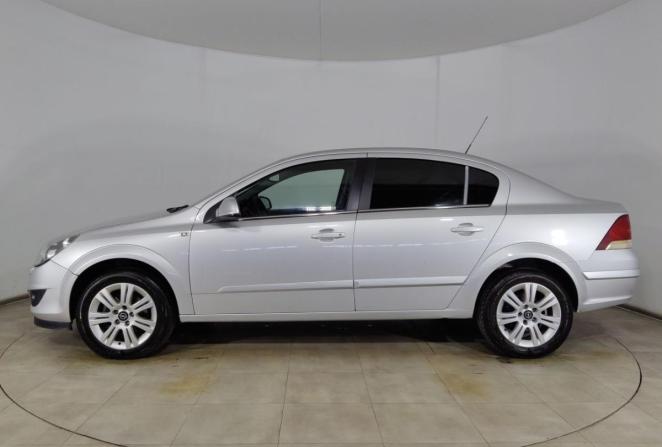 Opel Astra H Рестайлинг с пробегом 2012 года, цена 580 000 рублей, 282783 км, седан, Автокод Объявления