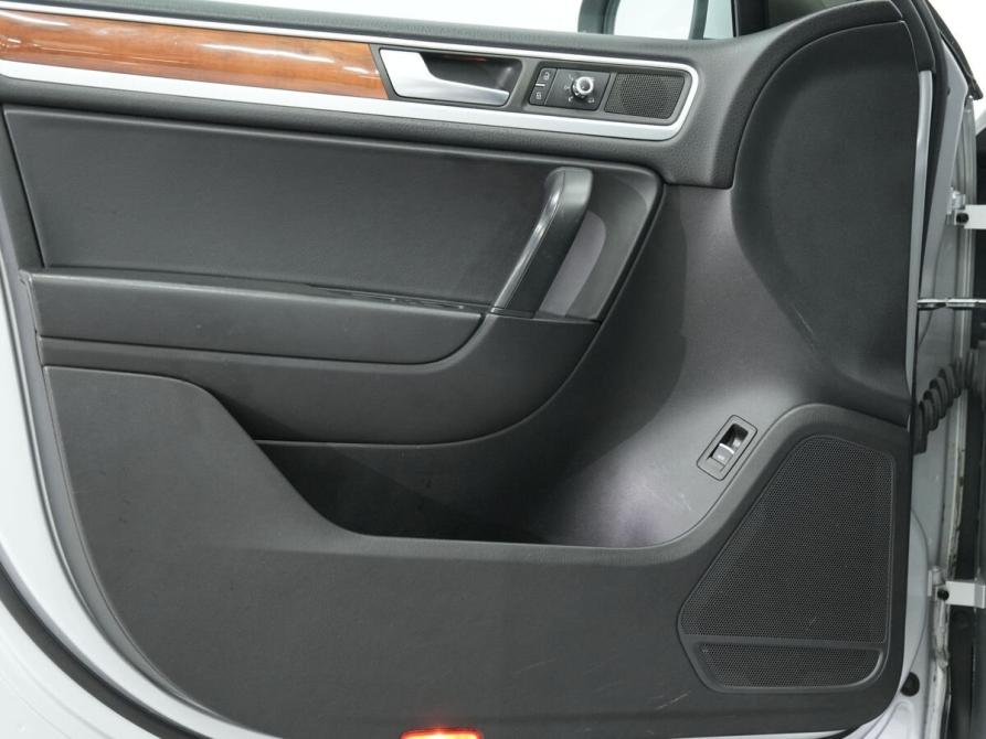 Volkswagen Touareg II Новосибирск  - изображение 19