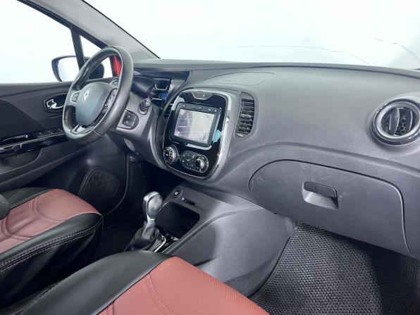 Renault Kaptur I с пробегом 2018 года, цена 1 354 000 рублей, 97513 км, внедорожник, Автокод Объявления