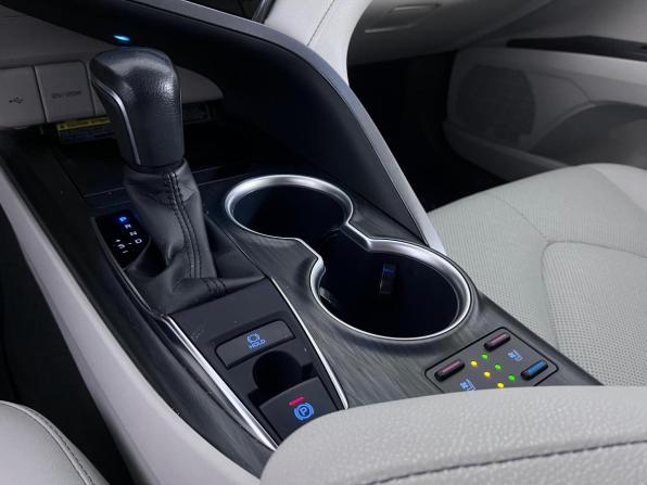 Toyota Camry VIII (XV70) Рестайлинг с пробегом 2021 года, цена 3 430 000 рублей, 81506 км, седан, Автокод Объявления