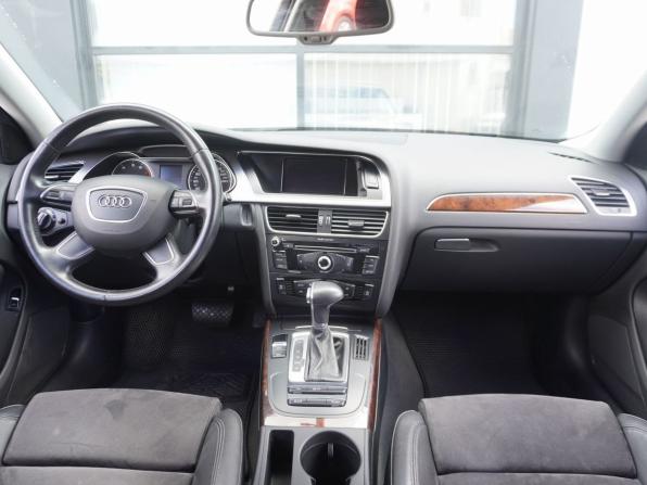 Audi A4 IV (B8) Рестайлинг с пробегом 2012 года, цена 1 100 000 рублей, 277436 км, седан, Автокод Объявления