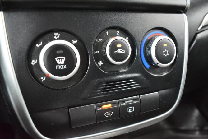 Lada (ВАЗ) Granta I Рестайлинг с пробегом 2019 года, цена 749 000 рублей, 122000 км, седан, Автокод Объявления