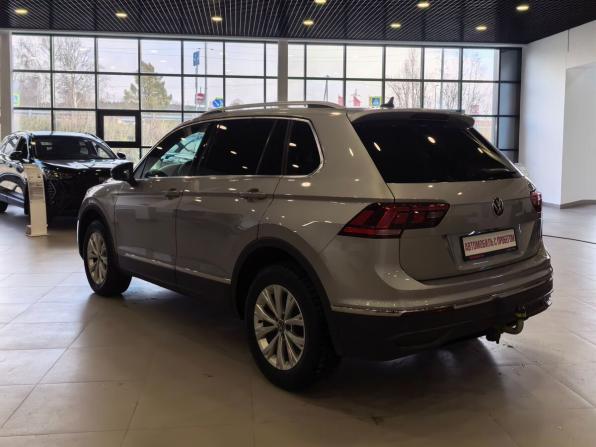 Volkswagen Tiguan II Рестайлинг с пробегом 2021 года, цена 2 199 000 рублей, 118032 км, внедорожник, Автокод Объявления