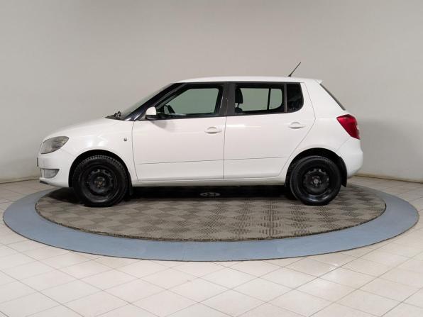 Skoda Fabia II Рестайлинг с пробегом 2013 года, цена 579 900 рублей, 200000 км, универсал, Автокод Объявления
