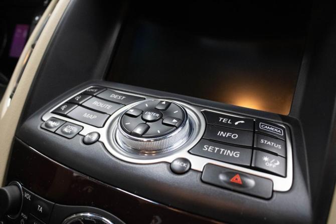Infiniti EX I (J50) с пробегом 2011 года, цена 1 649 000 рублей, 224307 км, внедорожник, Автокод Объявления