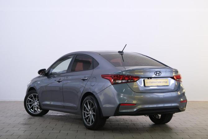 Hyundai Solaris II с пробегом 2017 года, цена 1 279 000 рублей, 126900 км, седан, Автокод Объявления