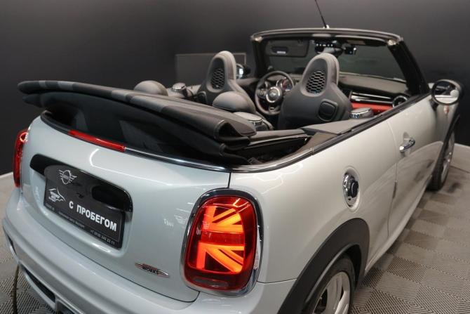 Mini Cabrio III Рестайлинг с пробегом 2020 года, цена 3 292 000 рублей, 56000 км, кабриолет, Автокод Объявления