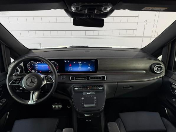 Mercedes-Benz V-Класс III (W447) Рестайлинг 2 с пробегом 2024 года, цена 12 220 000 рублей, 7900 км, минивэн, Автокод Объявления