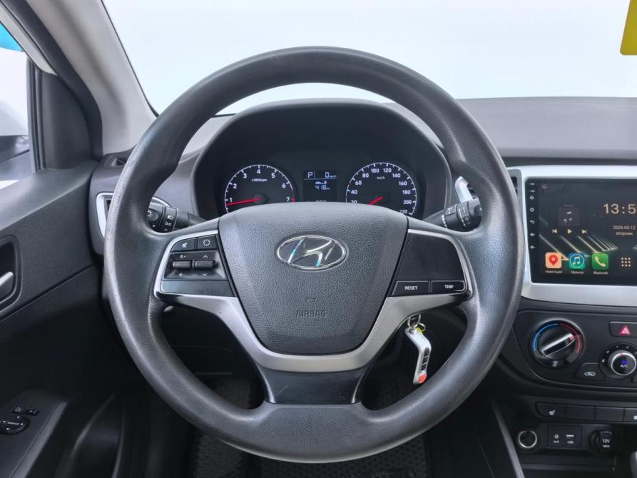 Hyundai Solaris II Санкт-Петербург  - изображение 13