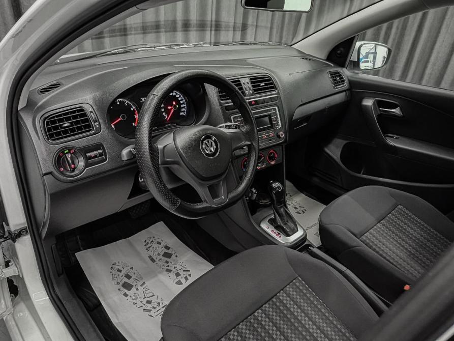 Volkswagen Polo V Рестайлинг Красноярск  - изображение 9