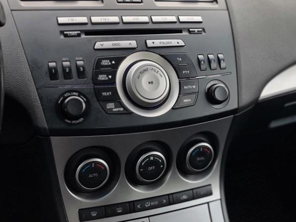 Mazda 3 II (BL) Рестайлинг с пробегом 2011 года, цена 719 000 рублей, 232026 км, седан, Автокод Объявления