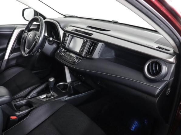 Toyota RAV4 IV (XA40) Рестайлинг с пробегом 2017 года, цена 2 399 000 рублей, 87918 км, внедорожник, Автокод Объявления