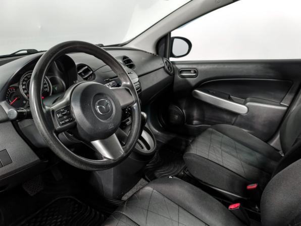 Mazda 2 II Рестайлинг (DE2) с пробегом 2012 года, цена 735 000 рублей, 153071 км, хэтчбек, Автокод Объявления