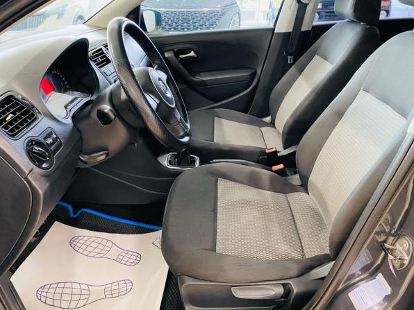Volkswagen Polo V с пробегом 2010 года, цена 700 000 рублей, 210000 км, седан, Автокод Объявления