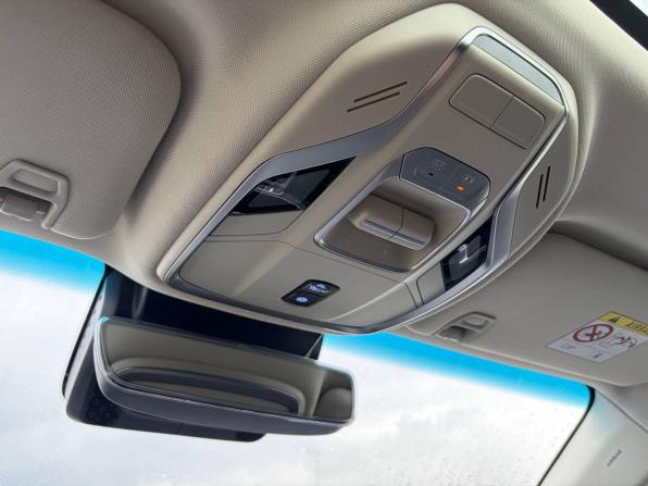 Geely Atlas Pro с пробегом 2023 года, цена 1 895 000 рублей, 93000 км, внедорожник, Автокод Объявления