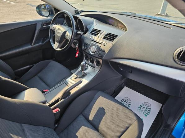 Mazda 3 II (BL) с пробегом 2010 года, цена 949 995 рублей, 114001 км, хэтчбек, Автокод Объявления
