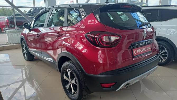 Renault Kaptur I Рестайлинг с пробегом 2021 года, цена 1 479 000 рублей, 85500 км, внедорожник, Автокод Объявления