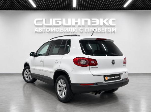 Volkswagen Tiguan I с пробегом 2009 года, цена 999 500 рублей, 204545 км, внедорожник, Автокод Объявления