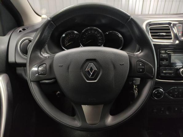 Renault Sandero II с пробегом 2016 года, цена 999 000 рублей, 85233 км, хэтчбек, Автокод Объявления