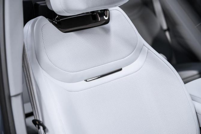 Новый Land Rover Range Rover V 2025 года, цена 34 100 000 рублей, внедорожник, Автокод Объявления