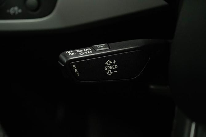 Audi A4 V (B9) с пробегом 2018 года, цена 2 099 000 рублей, 153118 км, седан, Автокод Объявления