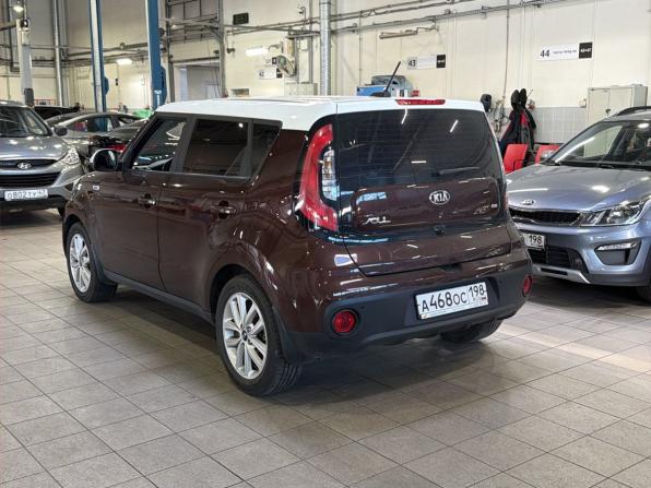 Kia Soul II Рестайлинг с пробегом 2018 года, цена 1 590 000 рублей, 62000 км, хэтчбек, Автокод Объявления