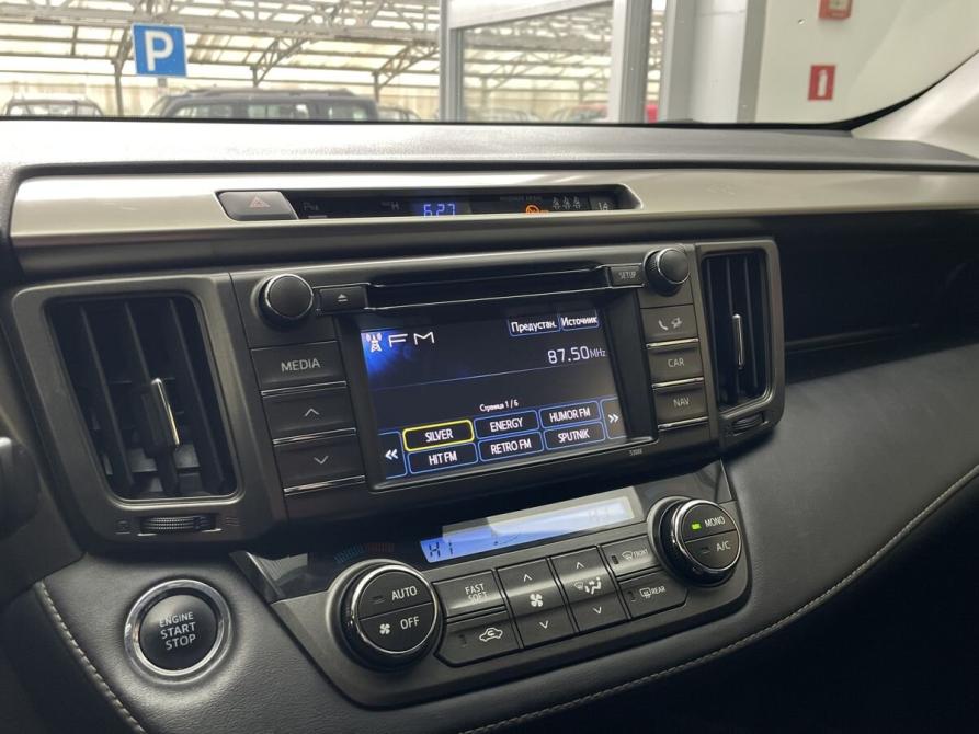 Toyota RAV4 IV (XA40) Новосибирск  - изображение 14