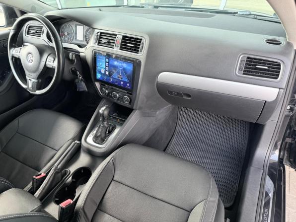 Volkswagen Jetta VI с пробегом 2013 года, цена 799 000 рублей, 268000 км, седан, Автокод Объявления