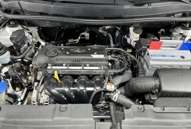 Hyundai Solaris I Рестайлинг с пробегом 2016 года, цена 900 000 рублей, 155345 км, седан, Автокод Объявления