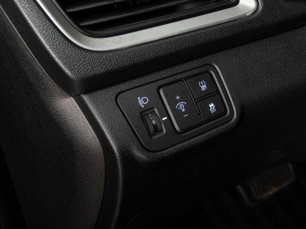 Hyundai Solaris II с пробегом 2018 года, цена 1 348 000 рублей, 140006 км, седан, Автокод Объявления