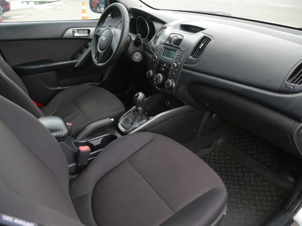 Kia Cerato II с пробегом 2011 года, цена 693 000 рублей, 220800 км, седан, Автокод Объявления