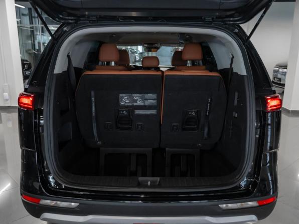 Kia Carnival IV с пробегом 2022 года, цена 3 760 000 рублей, 66258 км, минивэн, Автокод Объявления