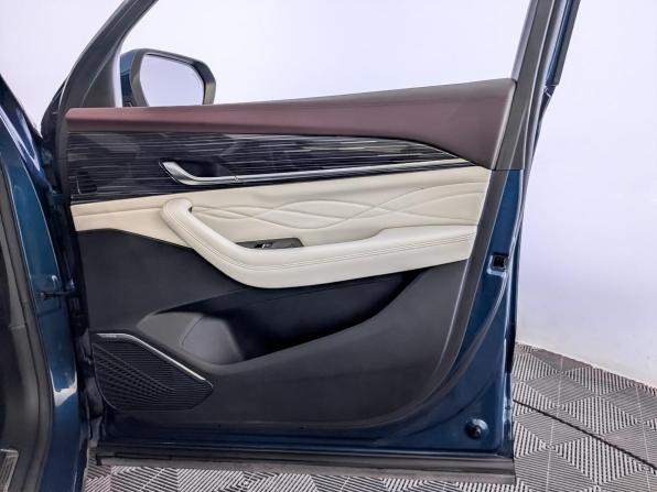 Geely Xingyue L I с пробегом 2023 года, цена 2 720 000 рублей, 97288 км, внедорожник, Автокод Объявления